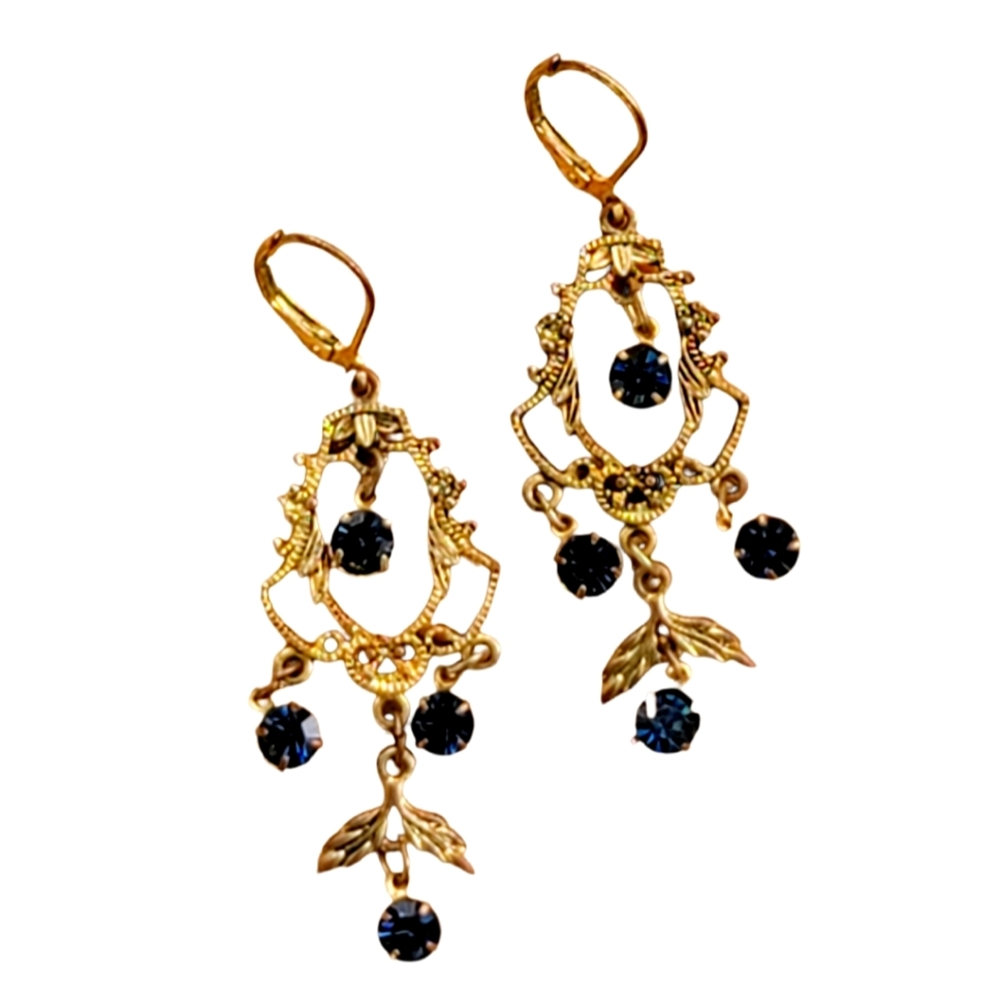 Source Unknown Gold and Black Dangle Earrings
